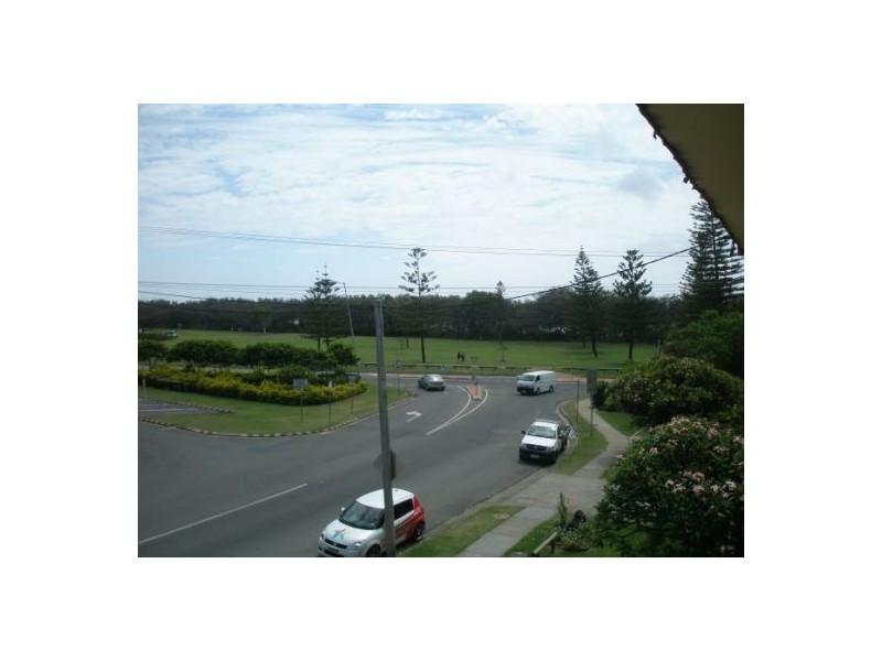 Broadbeach QLD 4218