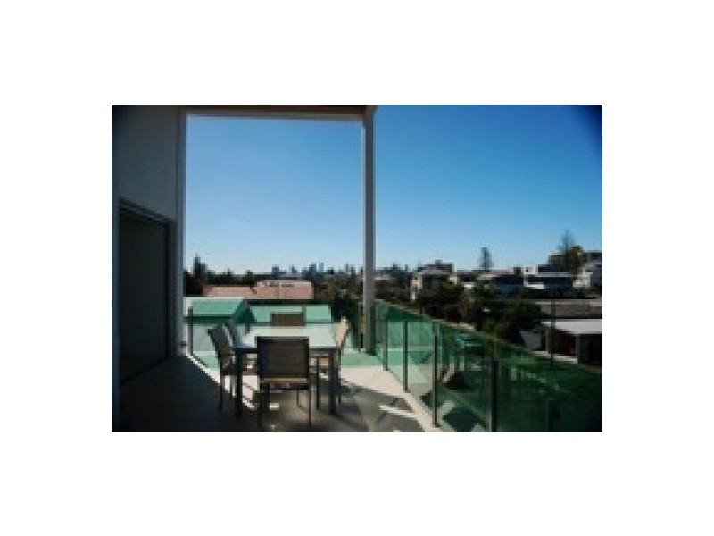 Mermaid Beach QLD 4218