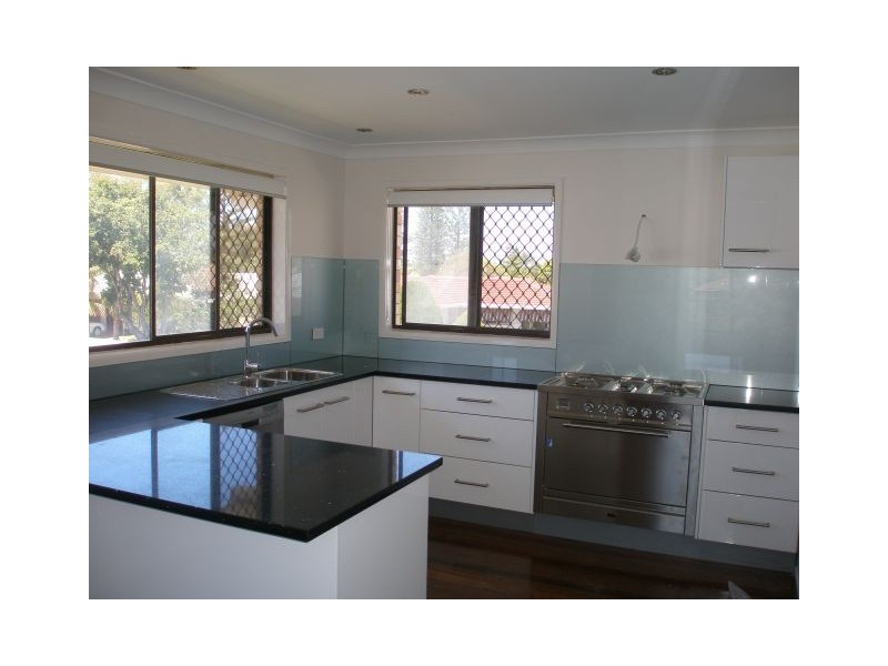 Mermaid Waters QLD 4218