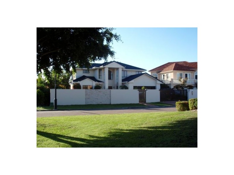 65 Bollard Circuit, Clear Island Waters QLD 4226