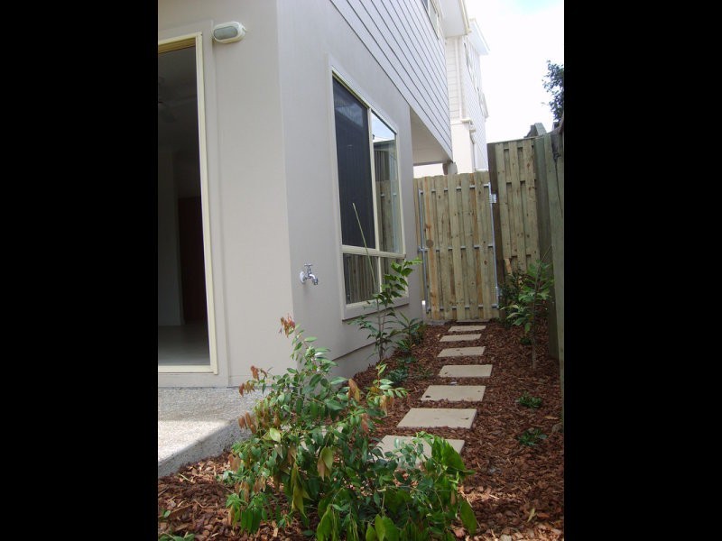 Varsity Lakes QLD 4227