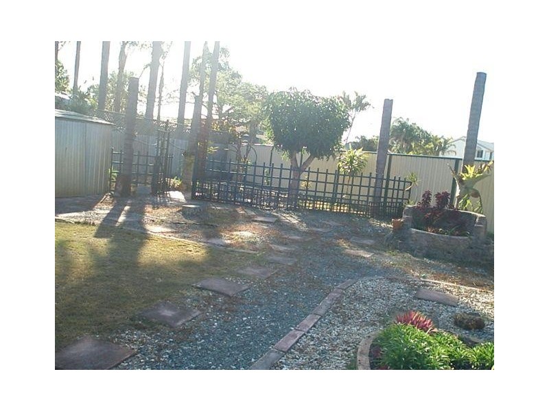 Broadbeach Waters QLD 4218