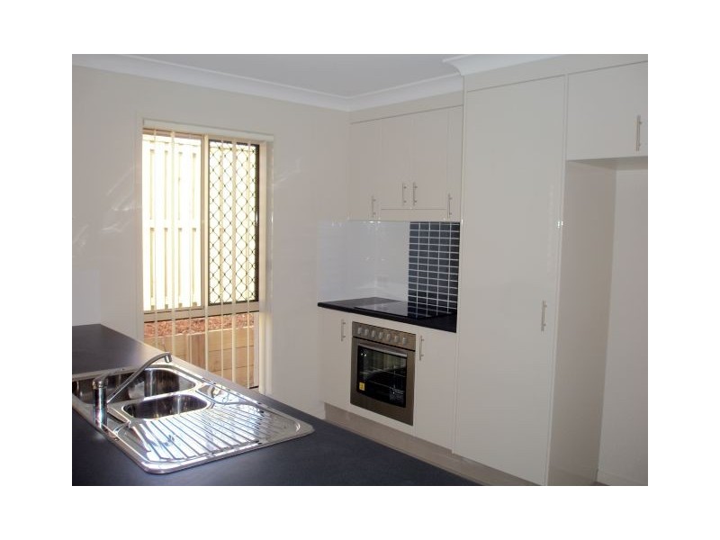 Pacific Pines QLD 4211