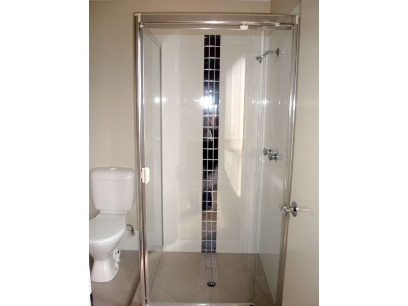 Pacific Pines QLD 4211