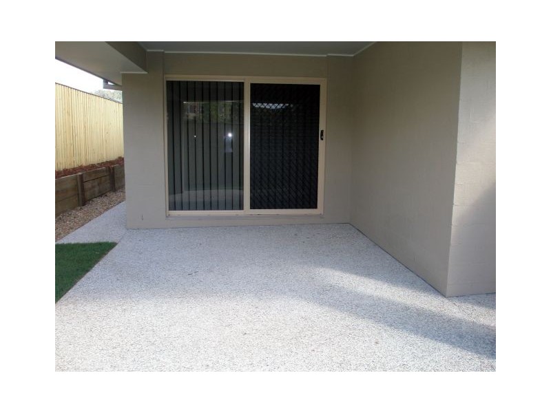 Pacific Pines QLD 4211