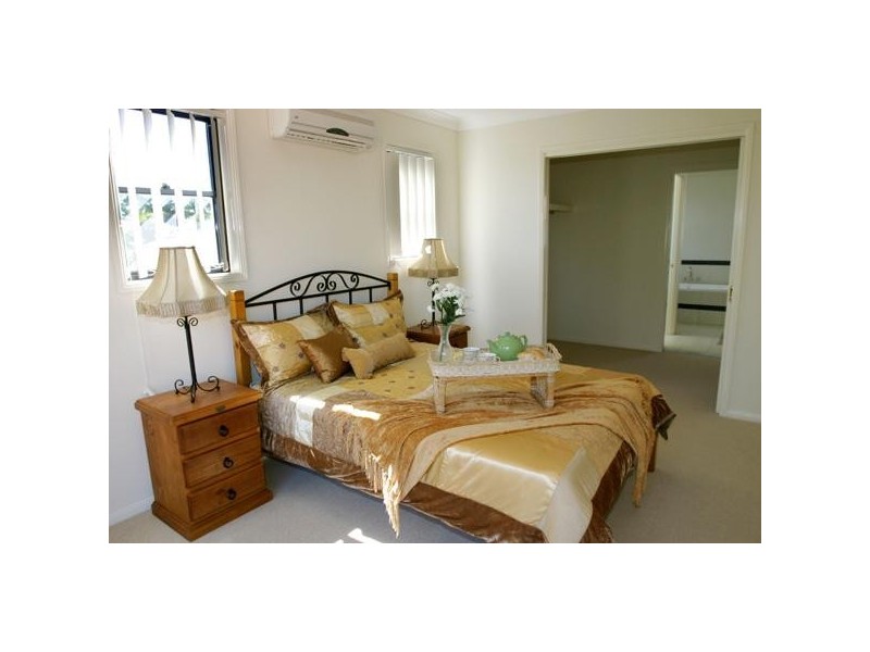 Ashmore QLD 4214