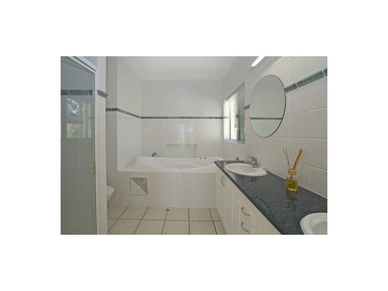 Broadbeach Waters QLD 4218