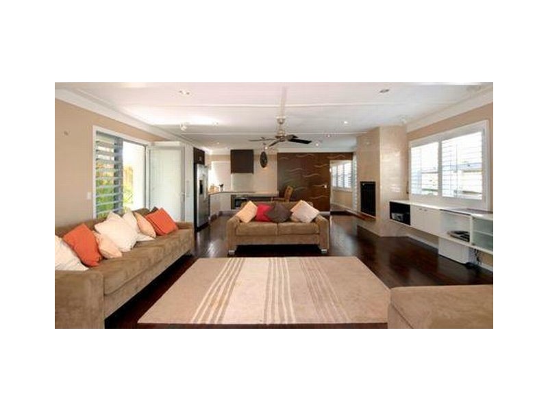 Mermaid Beach QLD 4218