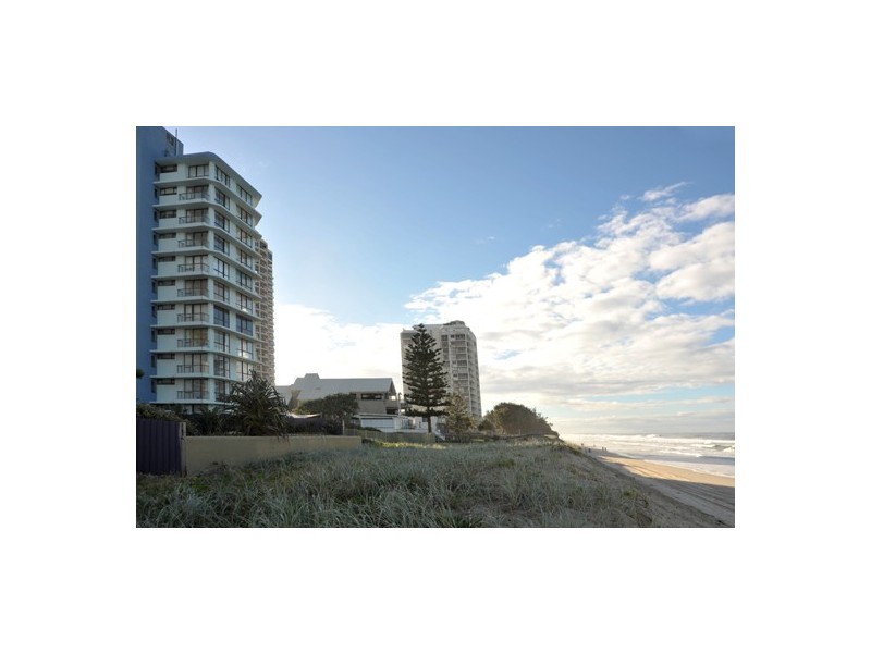 302/3555 Main Beach Parade, Main Beach QLD 4217