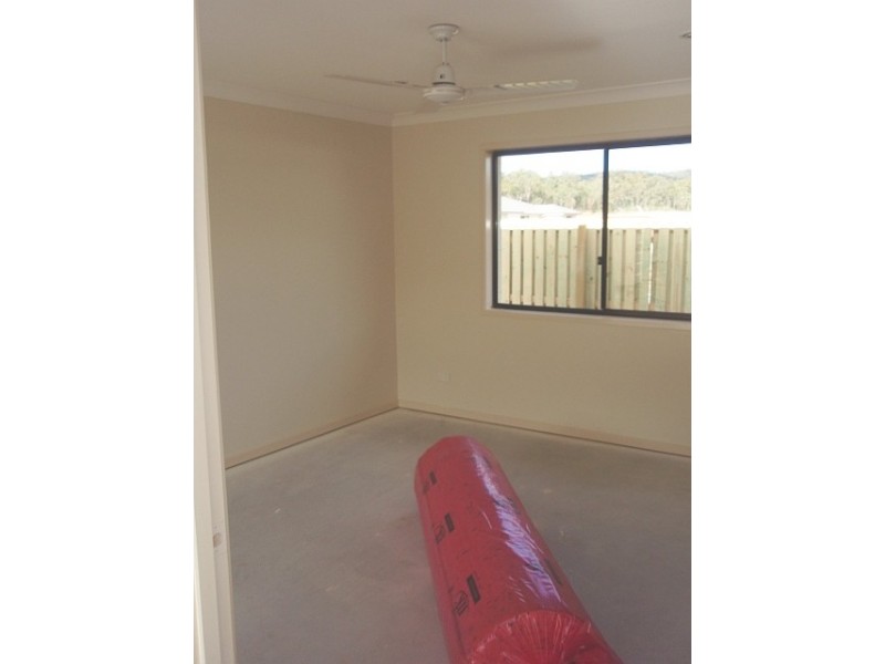 Pacific Pines QLD 4211