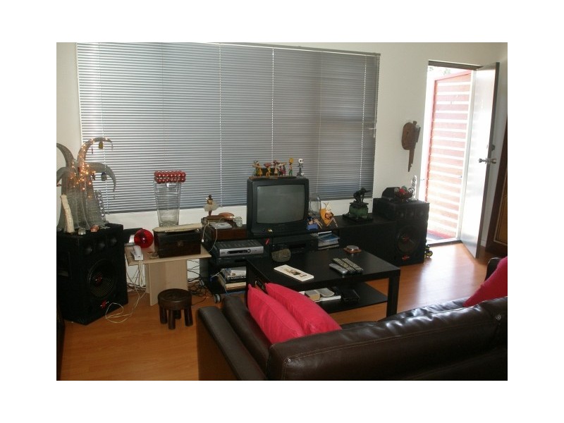 Chevron Island QLD 4217