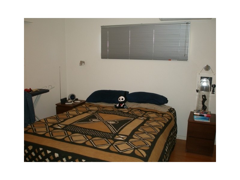 Chevron Island QLD 4217