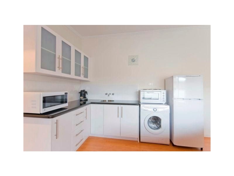 Chevron Island QLD 4217