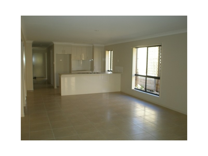 Pacific Pines QLD 4211