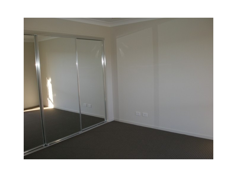 Pacific Pines QLD 4211