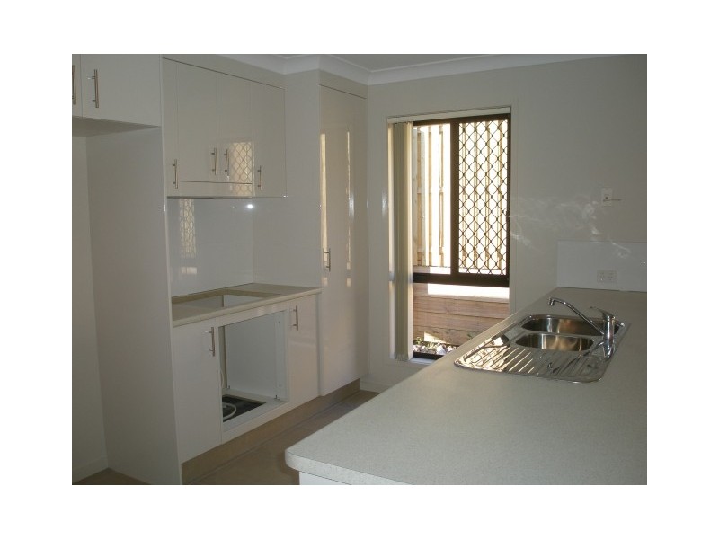 Pacific Pines QLD 4211