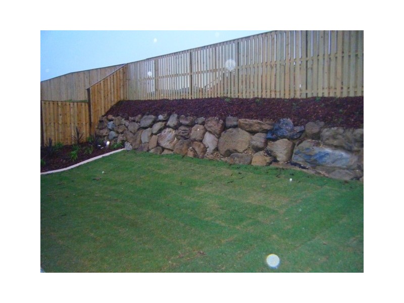 Pacific Pines QLD 4211