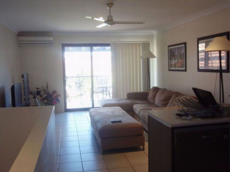 1/2 Palma Crescent, Varsity Lakes QLD 4227