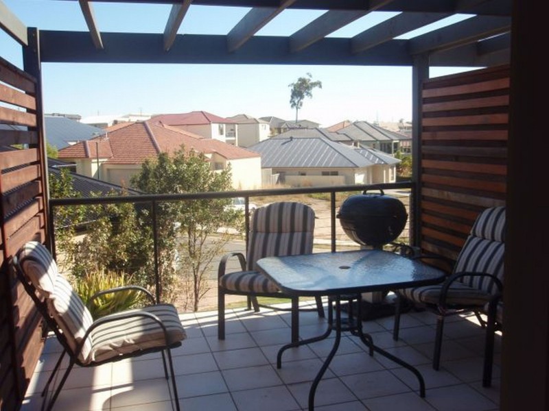 Varsity Lakes QLD 4227