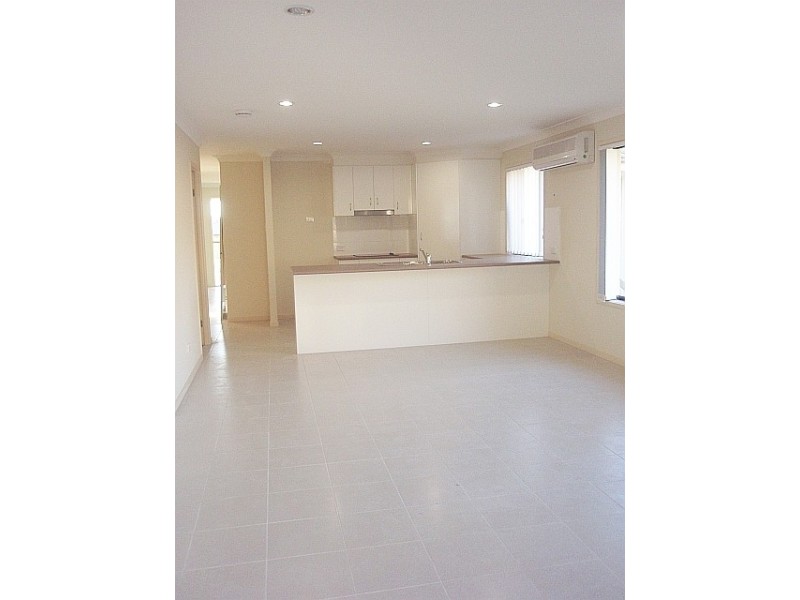Pacific Pines QLD 4211