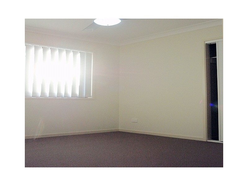 Pacific Pines QLD 4211