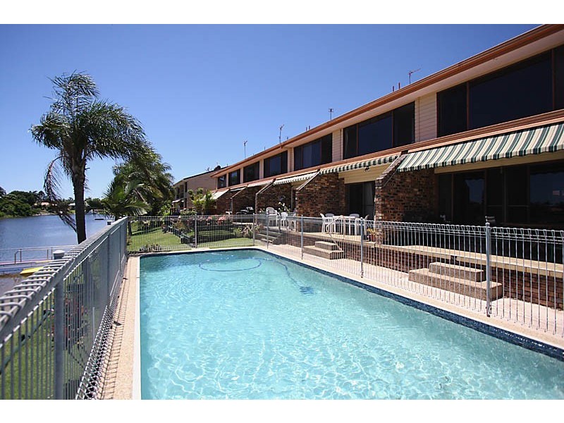 3/55 Karbunya Street, Mermaid Waters QLD 4218