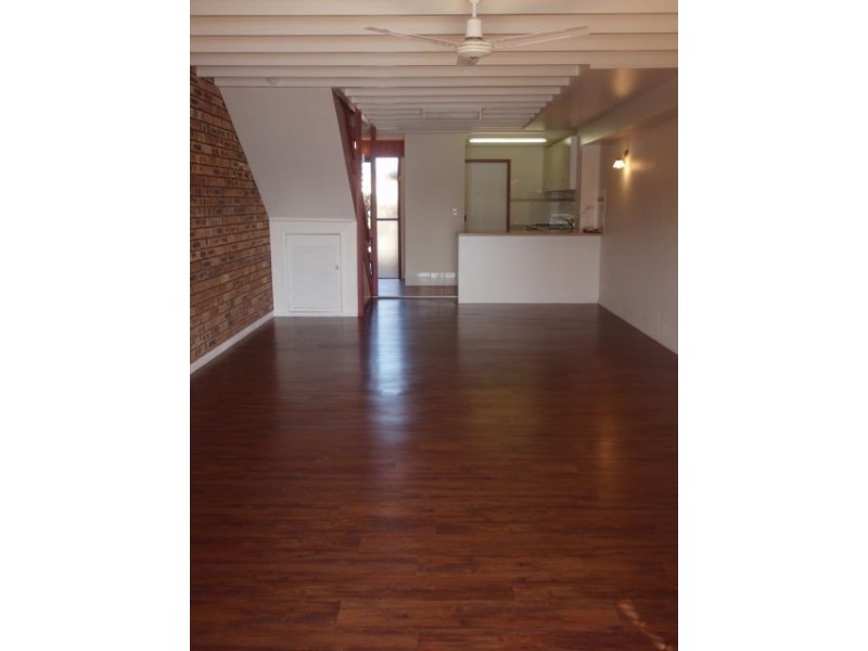 3/55 Karbunya Street, Mermaid Waters QLD 4218