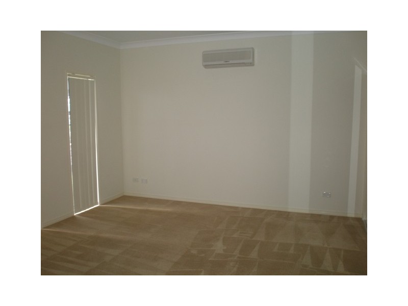 Coomera Waters QLD 4209