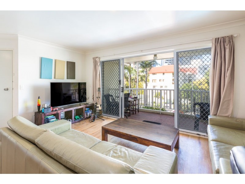 36/42 Beach Pde, Surfers Paradise QLD 4217