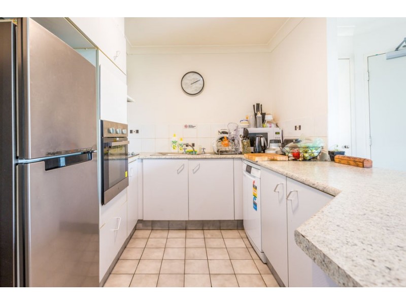36/42 Beach Pde, Surfers Paradise QLD 4217