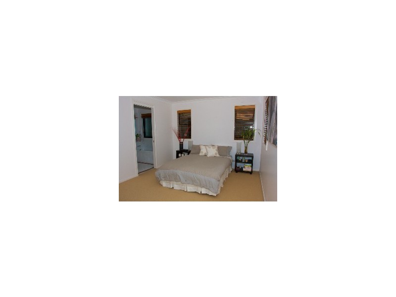 Mermaid Beach QLD 4218