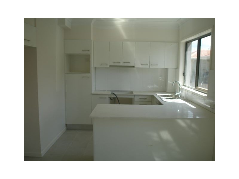 Ashmore QLD 4214