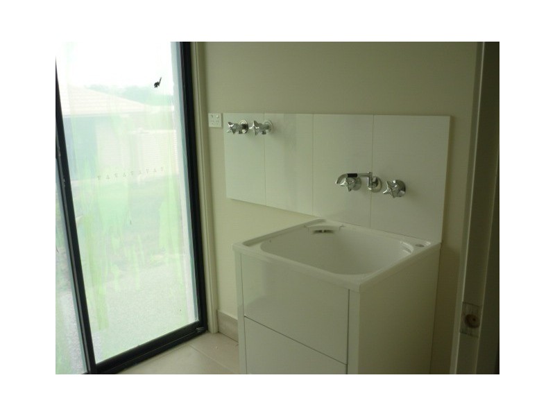 Pacific Pines QLD 4211