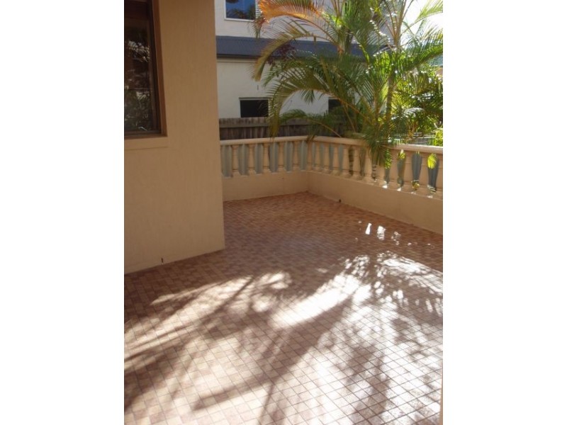 Nobby Beach QLD 4218