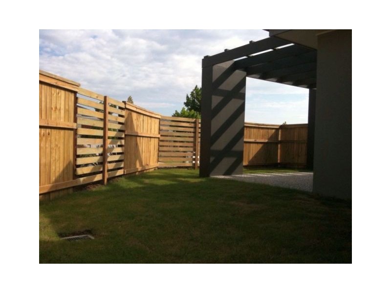 Pacific Pines QLD 4211