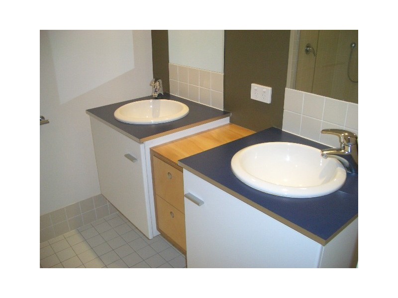 Robina QLD 4226