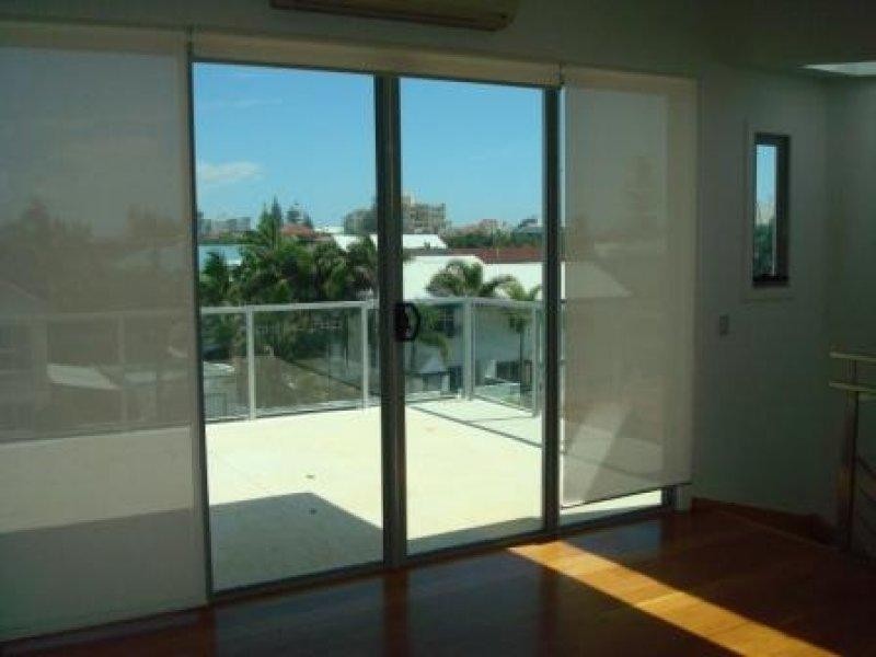 Nobby Beach QLD 4218