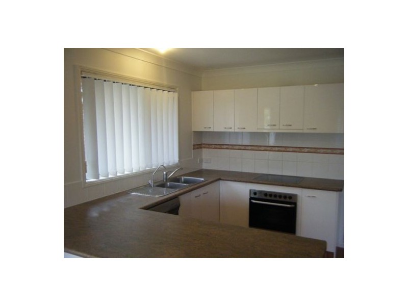 Pacific Pines QLD 4211