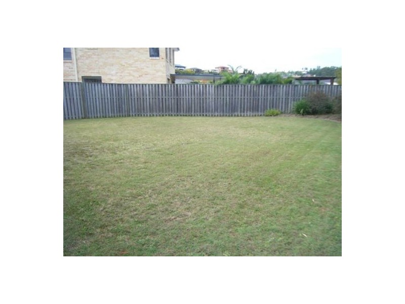 Pacific Pines QLD 4211