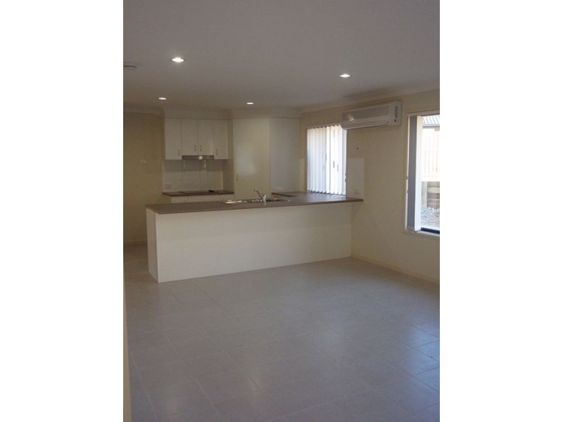 Pacific Pines QLD 4211