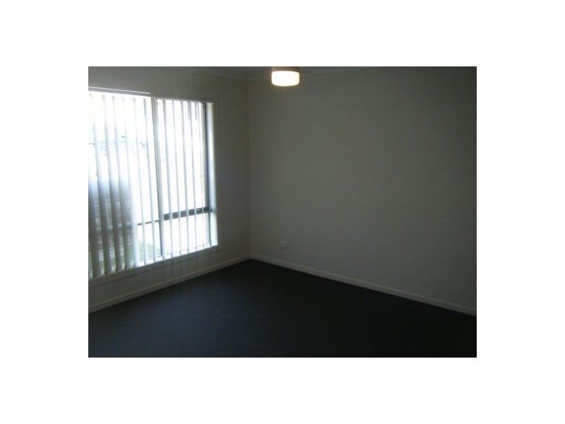 Pacific Pines QLD 4211