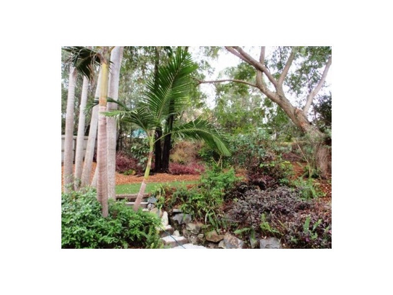 Highland Park QLD 4211