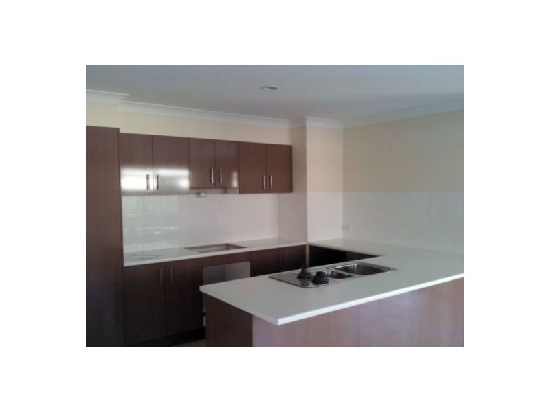 Pacific Pines QLD 4211