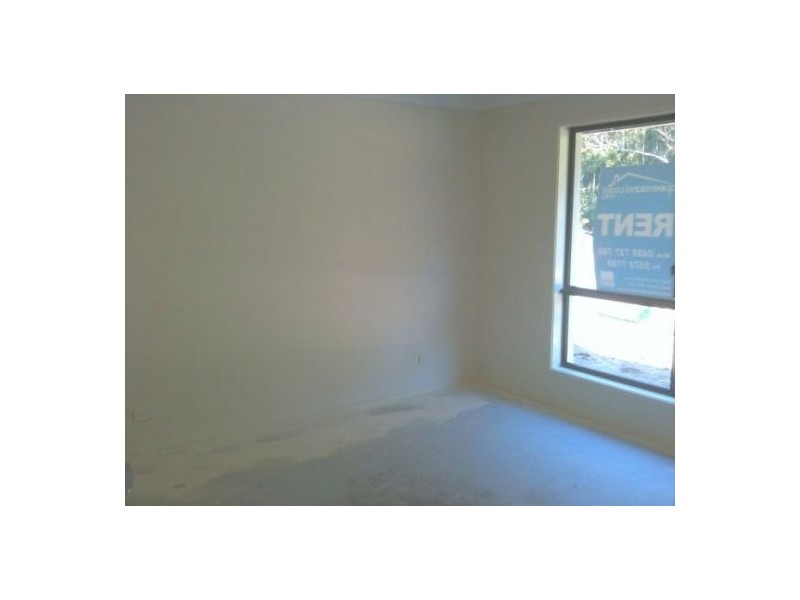 Pacific Pines QLD 4211