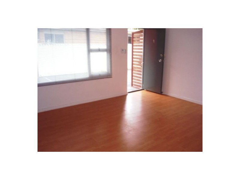 Chevron Island QLD 4217