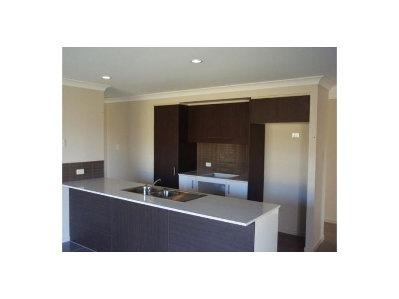 Pacific Pines QLD 4211