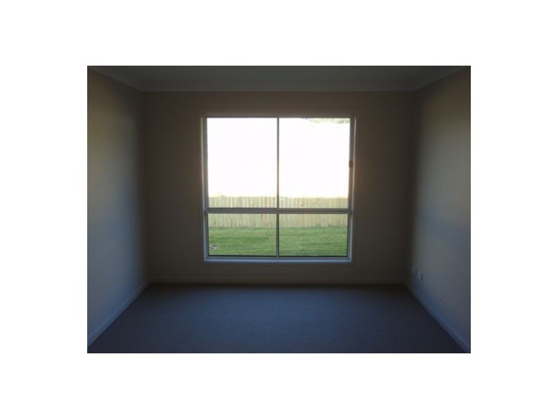 Pacific Pines QLD 4211