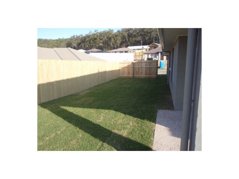 Pacific Pines QLD 4211