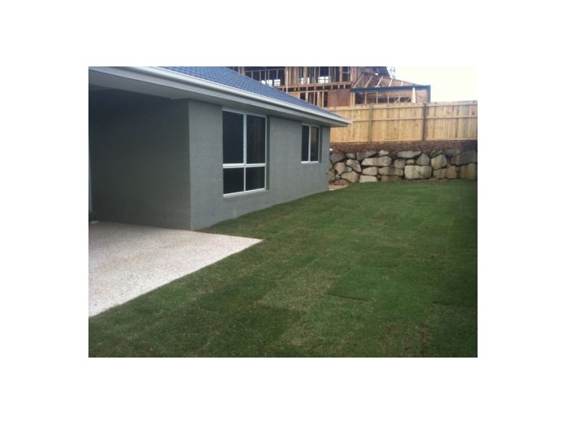 Pacific Pines QLD 4211