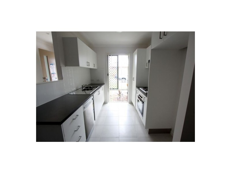 2/16 Cardwell Street (LOT 2 on 17), Upper Coomera QLD 4209